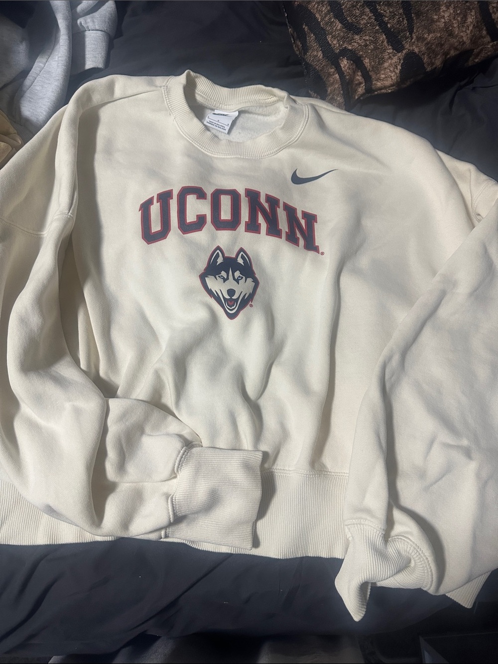 Nike Cream UConn Huskies Crewneck Sweatshirt with Navy & Red Logo